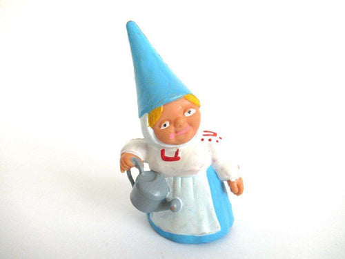 UpperDutch:Gnome,Gnome figurine with watering can, Gnome after a design by Rien Poortvliet, Brb Gnome, Lisa the Gnome. Watering plants.