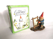 UpperDutch:Gnome,Gnome playing Harp, Classic Gnomes 'Cornelius' figurine after a design by Rien Poortvliet.