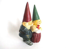 UpperDutch:Gnome,Gnome statue 'Dave & Iris getting married' 9 INCH Gnomy, after a design by Rien Poortvliet.