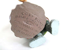 UpperDutch:Gnome,Gnome statue 'Dave & Iris getting married' 9 INCH Gnomy, after a design by Rien Poortvliet.