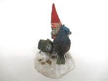 UpperDutch:Gnome,Gnome Statue 'Thomas & Birds' Classic Gnomes figurine. David the gnome feeding birds in the snow. Designed by Rien Poortvliet.