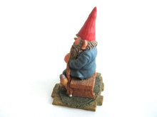 UpperDutch:Gnome,'Grandfather' Pipe smoking gnome figurine. Part of the 2001 Classic Gnomes & Friends series designed by Rien Poortvliet