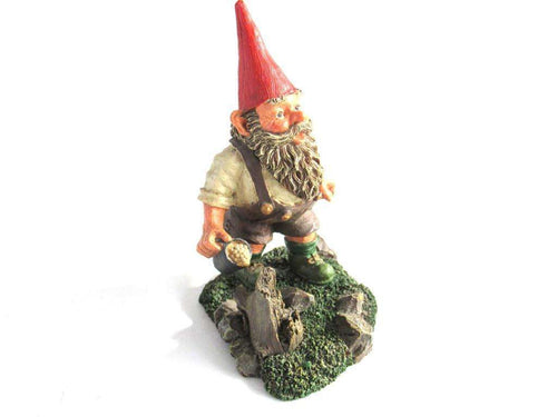 UpperDutch:Gnome,'Hansli' Gnome figurine after a design by Rien Poortvliet. Classic Gnomes