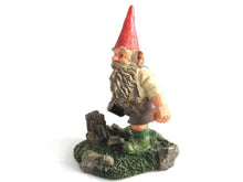 UpperDutch:Gnome,'Hansli' Gnome figurine after a design by Rien Poortvliet. Classic Gnomes