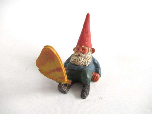 UpperDutch:Gnome,Harold, Klaus Wickl 1993, Enesco, Rien Poortvliet, Miniature collectible gnomes, gnome with butterfly.