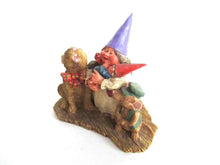 UpperDutch:,'Living Together' Gnome Figurine in original box after a design by Rien Poortvliet. 3084