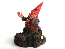UpperDutch:Gnome,'Lucky' Gnome with Ladybugs figurine after a design by Rien Poortvliet Gnome with ladybugs. Classic gnomes