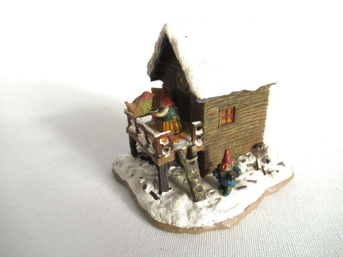 UpperDutch:Gnome,Rien Poortvliet Classic Gnomes Villages 'House with Wren'.