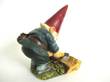 UpperDutch:Gnome,Rien Poortvliet Gnome after a design by Rien Poortvliet, David the Gnome, Lumberjack.