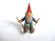 UpperDutch:Gnome,Skiing Gnome 'Paul on Skites'. Part of the 2001 Classic Gnomes series designed by Rien Poortvliet