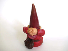 UpperDutch:Gnome,Sleeping Gnome after a design by Rien Poortvliet, David the Gnome.