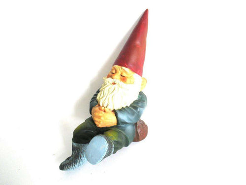 UpperDutch:Gnome,Sleeping Gnome after a design by Rien Poortvliet, David the Gnome.