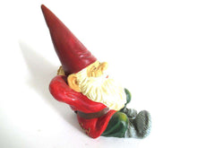 UpperDutch:Gnome,Sleeping Gnome after a design by Rien Poortvliet, David the Gnome.
