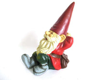 UpperDutch:Gnome,Sleeping Gnome after a design by Rien Poortvliet, David the Gnome.