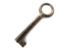 UpperDutch:Hooks and Hardware,1 (ONE) Skeleton Key - Beautiful vintage metal key, key.