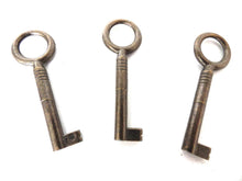 UpperDutch:Hooks and Hardware,1 (ONE) Skeleton Key - Beautiful vintage metal key, key.