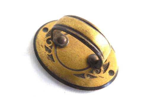 UpperDutch:Hooks and Hardware,1 (ONE) Small Handle, Antique small Cabinet Pull, Vintage Door Knob, Drawer Handle.