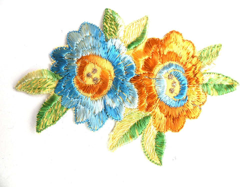 UpperDutch:Sewing Supplies,Applique, Flower applique, 1930s vintage embroidered applique. Vintage floral patch, sewing supply.