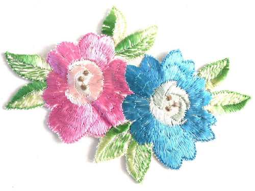 UpperDutch:Sewing Supplies,Flower Patch, Applique, Flower applique, 1930s vintage embroidered applique. Vintage floral patch, sewing supply.