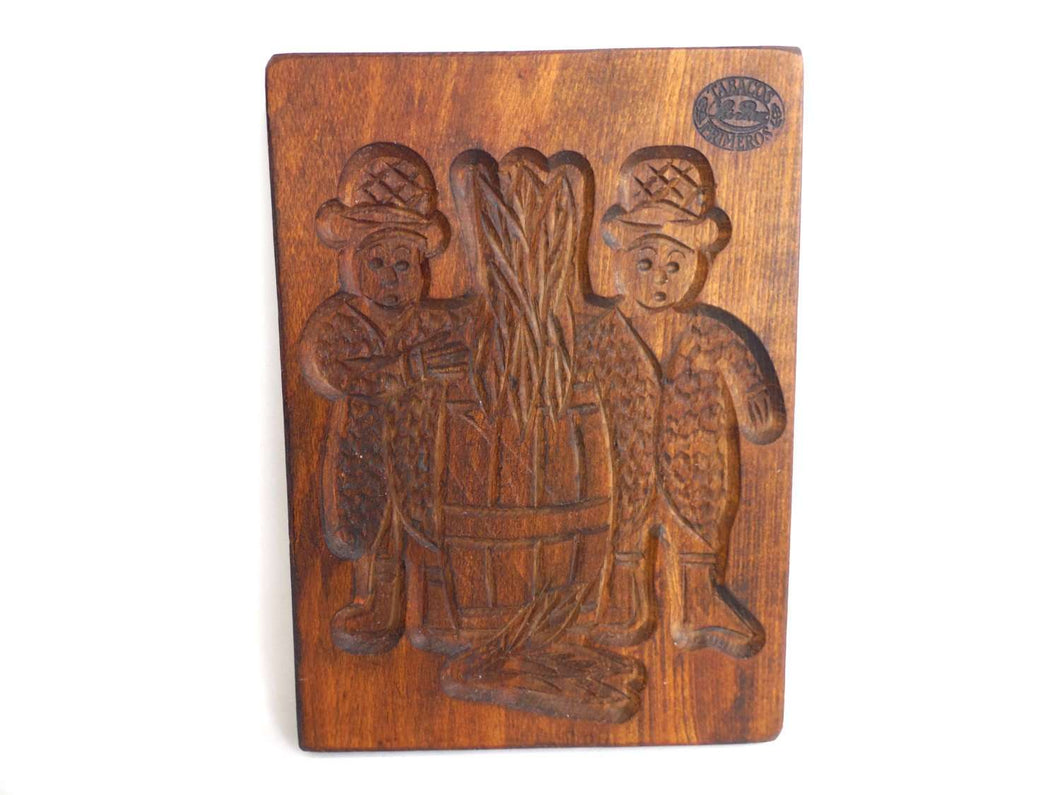 UpperDutch:Cookie Mold,Wooden cookie mold with Tobacco Scenes. Wooden Cookie Mold. Tabacos Primeros, La Paz. Speculaas plank.