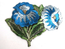UpperDutch:Sewing Supplies,Applique, Flower applique, 1930s vintage embroidered applique. Vintage floral patch, sewing supply, silk patch.