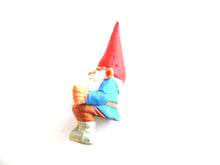UpperDutch:Gnomes,ONE David the Gnome figurine after a design by Rien Poortvliet, Brb gnome, Sitting Gnome, mini garden gnome.