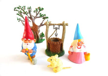 UpperDutch:Gnomes,A Lovely Gnome scene, Gnome Decoration, Startoys, Rien Poortvliet, BRB collectibles, David el gnomo.