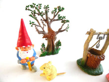 UpperDutch:Gnomes,A Lovely Gnome scene, Gnome Decoration, Startoys, Rien Poortvliet, BRB collectibles, David el gnomo.