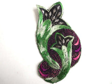 UpperDutch:Sewing Supplies,Antique Applique, Flower applique, 1930s vintage embroidered applique. Vintage floral patch, sewing supply.