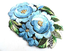 UpperDutch:Sewing Supplies,Applique, Flower applique, 1930s vintage embroidered applique. Vintage floral patch, sewing supply, antique patch.