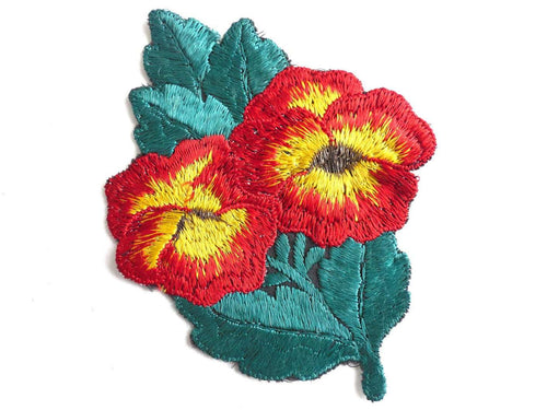 UpperDutch:Sewing Supplies,Applique, Flower applique, 1930s vintage embroidered applique. Vintage floral patch, sewing supply.