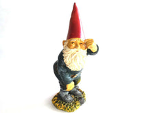 UpperDutch:Gnomes,Gnome figurine, 9 INCH Gnome after a design by Rien Poortvliet, David the Gnome.