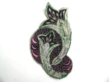 UpperDutch:Sewing Supplies,Antique Applique, Flower applique, 1930s vintage embroidered applique. Vintage floral patch, sewing supply.
