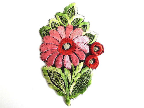UpperDutch:Sewing Supplies,Flower Applique, 1930s vintage embroidered applique. Vintage floral patch, sewing supply.