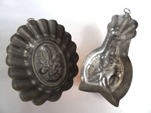 UpperDutch:,Set of 2 pcs Vintage Brass Molds, Vintage Copper Jelly Mold, Pudding mold. Kitchen Decor.