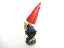 UpperDutch:Gnomes,Rien Poortvliet gnome, David the Gnome, Klaus Wickl, gnome figurine.