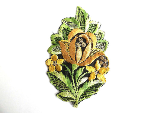 UpperDutch:Sewing Supplies,Flower Applique, 1930s vintage embroidered applique. Vintage floral patch, sewing supply.