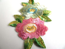 UpperDutch:Sewing Supplies,Applique, Flower applique, 1930s vintage embroidered applique. Vintage floral patch, sewing supply.