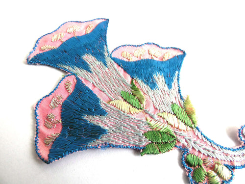 UpperDutch:Sewing Supplies,Flower applique, 1930s vintage embroidered applique. Trumpet flower, sewing supply.