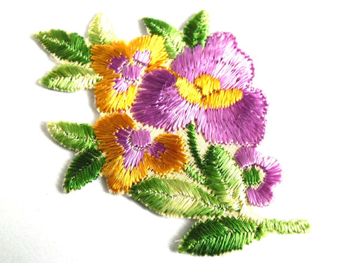 UpperDutch:Sewing Supplies,Flower applique, 1930s vintage embroidered applique. Vintage floral patch, sewing supply.