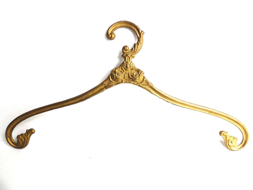 UpperDutch:Bride Hanger,1 (ONE) Brass Clothes Hanger with Roses, Clothes Hangers, Antique French Coat hanger, Wedding dress, Victorian Style.