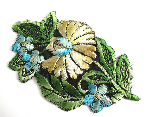 UpperDutch:Sewing Supplies,Flower Applique, 1930s vintage embroidered applique. Vintage floral patch, sewing supply.