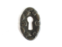 UpperDutch:Hooks and Hardware,1 (ONE) Oval keyhole plate, Keyhole cover, escutcheon, key hole frame, Furniture Hardware.