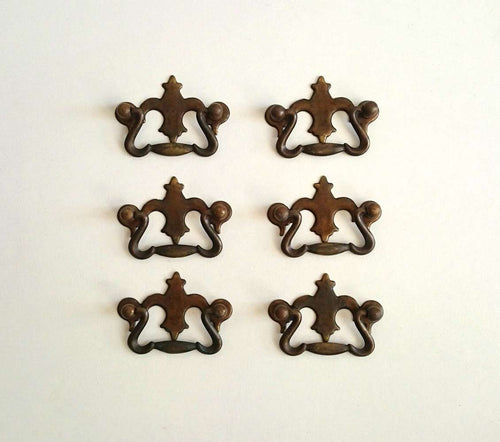 UpperDutch:Hooks and Hardware,ONE Antique Brass Drawer Handles / VintageHanging Drawer Drop Pulls