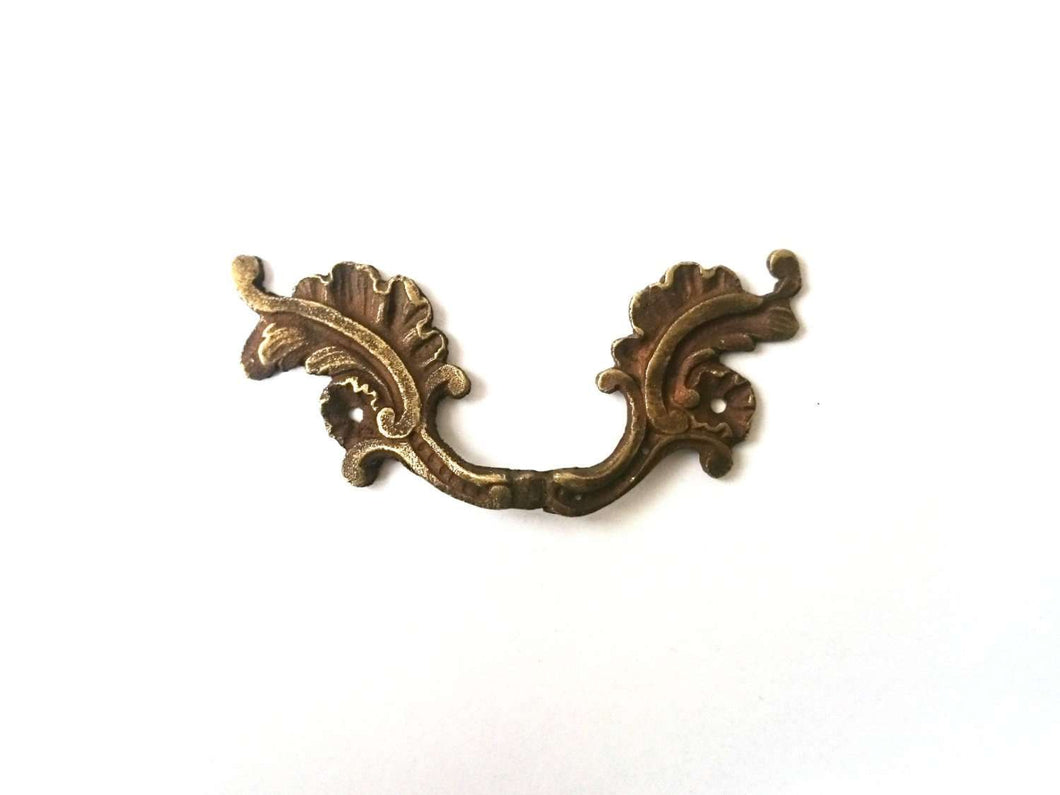 UpperDutch:Hooks and Hardware,Small Antique Floral Handle / Ornate brass Drawer Pull / Leaves / Leafs / Cabinet hardware