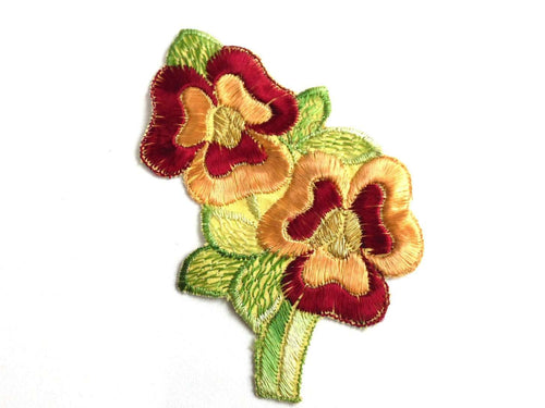 UpperDutch:Sewing Supplies,Applique, flower applique, 1930s vintage embroidered applique. Vintage floral patch, sewing supply.