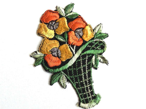 UpperDutch:Sewing Supplies,Applique, flower basket applique, 1930s vintage embroidered applique. Vintage floral patch, sewing supply.