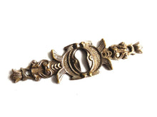 UpperDutch:Hooks and Hardware,1 Keyhole cover, Shabby antique silver tone metal key hole frame, plate. Ornamental escutcheon, cabinet hardware.