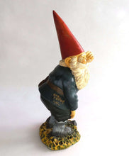 UpperDutch:Gnomes,Gnome figurine, 9 INCH Gnome after a design by Rien Poortvliet, David the Gnome.