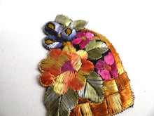 UpperDutch:Sewing Supplies,Applique, flower basket applique, 1930s vintage embroidered applique. Vintage floral patch, sewing supply.